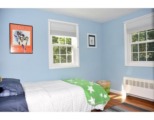 11 Cape Cod Ln, Canton, MA 02021 photo 10