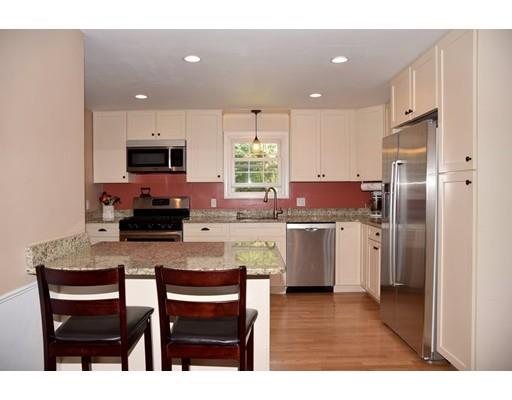 11 Cape Cod Ln, Canton, MA 02021 photo 6