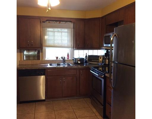 4 Vassar St, Worcester, MA 01602 photo 2