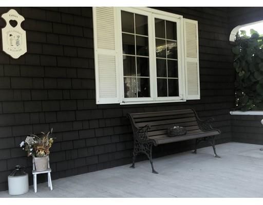 13 S Maple St, Westfield, MA 01085 photo 4
