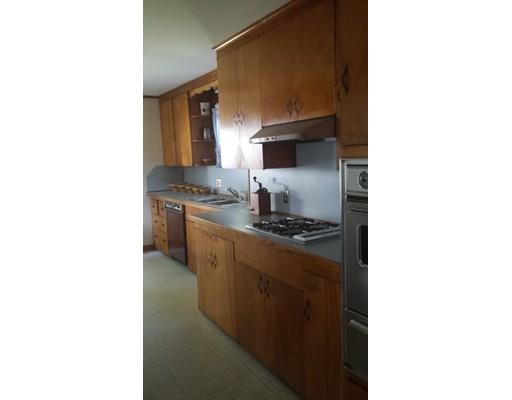 13 S Maple St, Westfield, MA 01085 photo 9