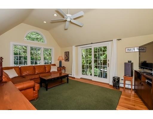 10 Cliffside Rd, Marblehead, MA 01945 photo 3