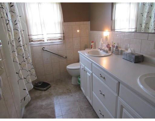 119 West St, Easthampton, MA 01027 photo 13