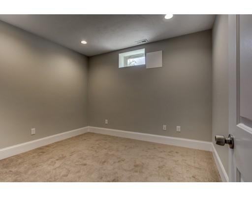 55 Leicester Rd, Marblehead, MA 01945 photo 17