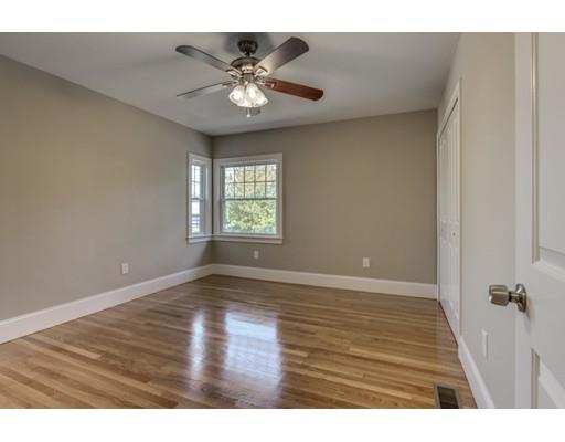55 Leicester Rd, Marblehead, MA 01945 photo 13