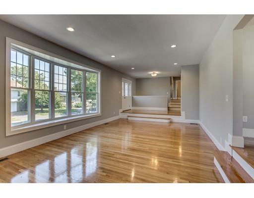 55 Leicester Rd, Marblehead, MA 01945 photo 3