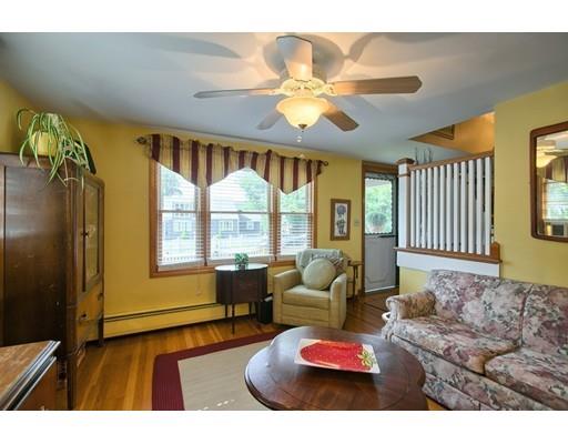 102 Campbell Dr, Lowell, MA 01851 photo 11