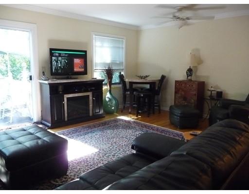 71 Jamestown Dr #B, Springfield, MA 01108 photo 5