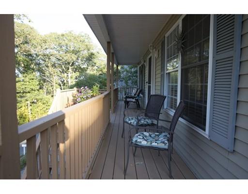 34 Bond St, Gloucester, MA 01930 photo 3