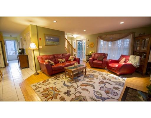 34 Bond St, Gloucester, MA 01930 photo 8