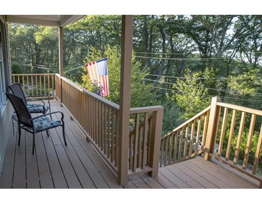 34 Bond St, Gloucester, MA 01930 photo 4