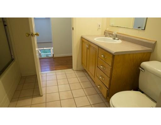 34 Bond St, Gloucester, MA 01930 photo 21