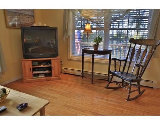 34 Bond St, Gloucester, MA 01930 photo 14