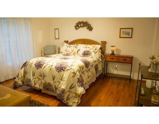 34 Bond St, Gloucester, MA 01930 photo 15
