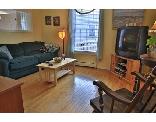 34 Bond St, Gloucester, MA 01930 photo 13