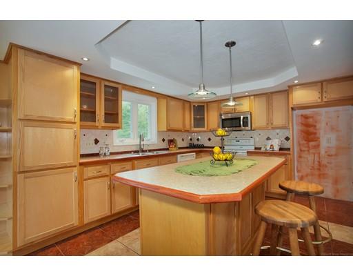 2 Windy Ridge Rd, Webster, MA 01570 photo 4