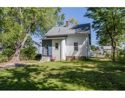 110 Hood St, Springfield, MA 01109 photo 3
