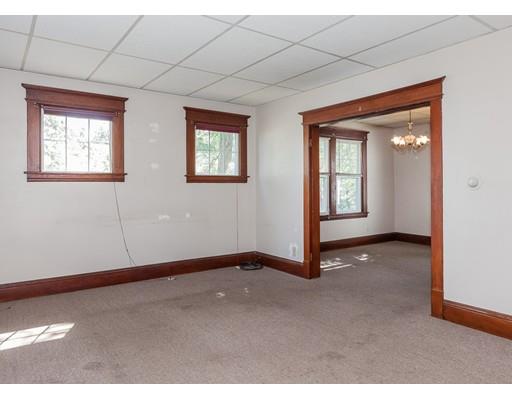 110 Hood St, Springfield, MA 01109 photo 7