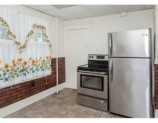 110 Hood St, Springfield, MA 01109 photo 10