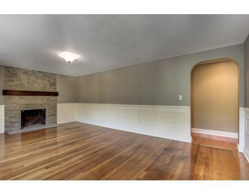 2 Spring St, Danvers, MA 01923 photo 7