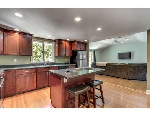 2 Spring St, Danvers, MA 01923 photo 12