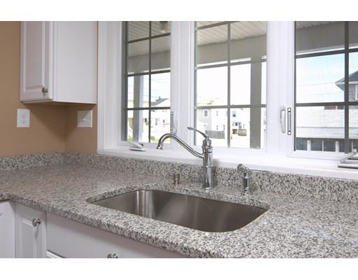 21 Manomet Ave, Hull, MA 02045 photo 4