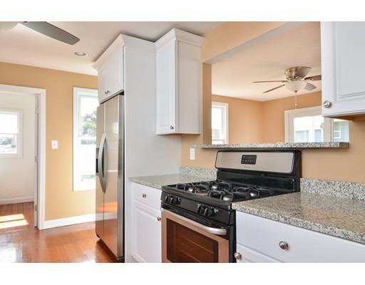 21 Manomet Ave, Hull, MA 02045 photo 3