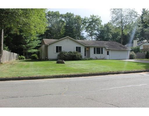 4 Carillon Cir, Easthampton, MA 01027 photo 1