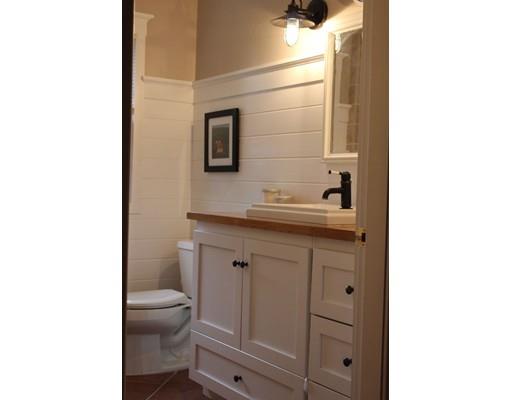 9 Cole St, Beverly, MA 01915 photo 11