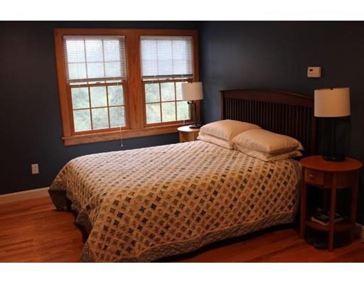 9 Cole St, Beverly, MA 01915 photo 12