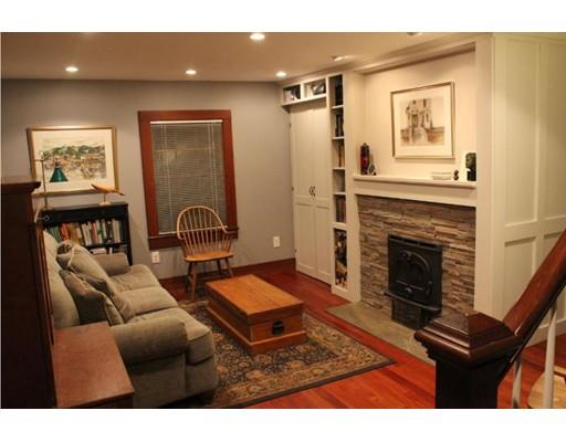 9 Cole St, Beverly, MA 01915 photo 8