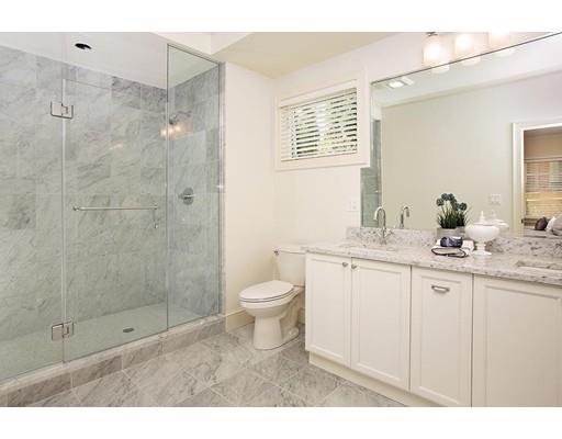 17 Davis Ave #2, Brookline, MA 02445 photo 6