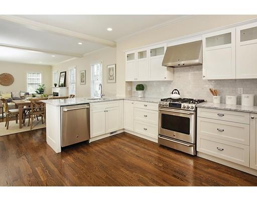 17 Davis Ave #2, Brookline, MA 02445 photo 3