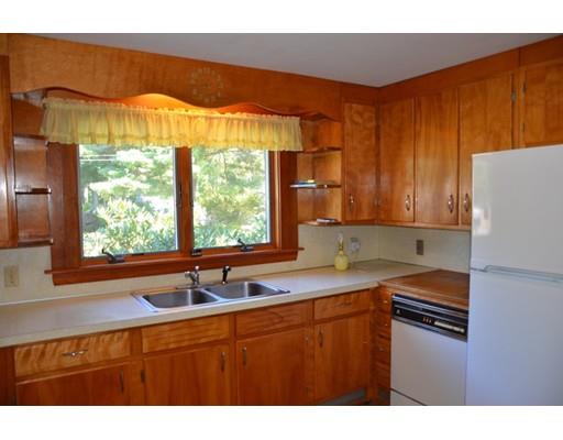 5 Evelyn Rd, Beverly, MA 01915 photo 2