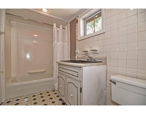 3 Columbia St, Wareham, MA 02571 photo 8