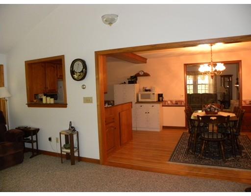 67 Shepard Rd, Sturbridge, MA 01566 photo 8