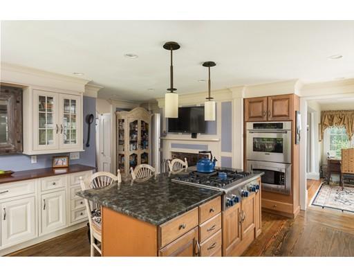 667 Main St, Hingham, MA 02043 photo 3