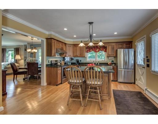 55 Pratt St, Reading, MA 01867 photo 14