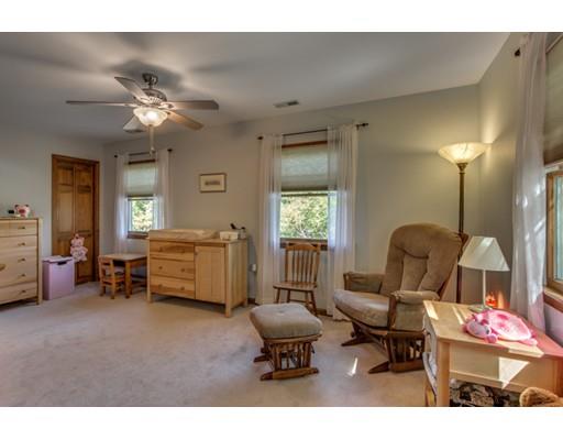 55 Pratt St, Reading, MA 01867 photo 26
