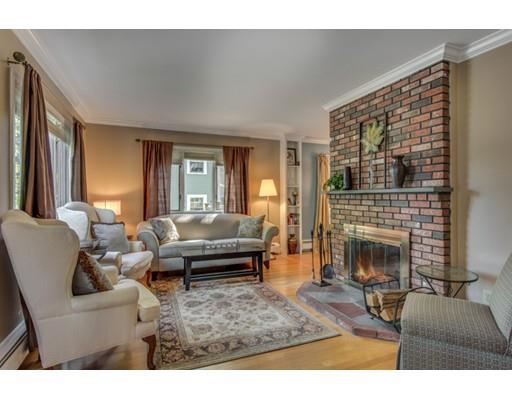 55 Pratt St, Reading, MA 01867 photo 6