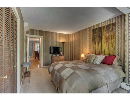55 Pratt St, Reading, MA 01867 photo 18