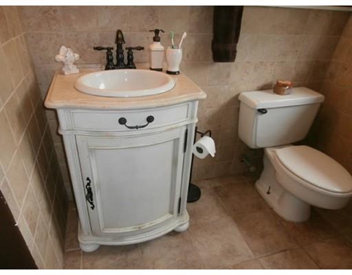 17 Wetherell, Worcester, MA 01602 photo 14