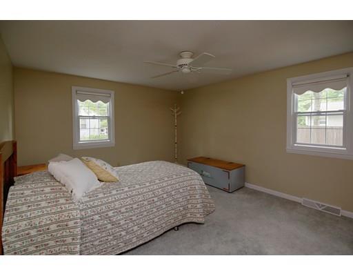 27 Compass Dr, Mashpee, MA 02649 photo 12