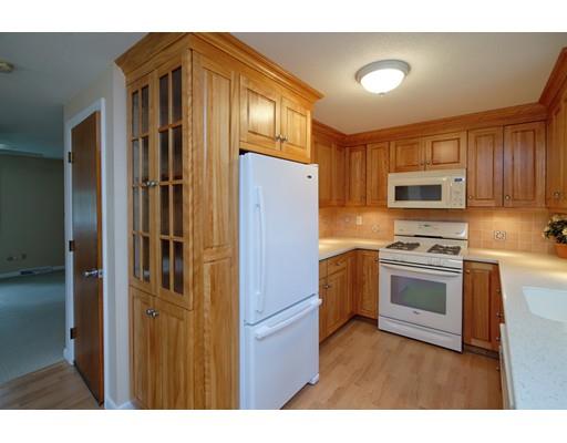 27 Compass Dr, Mashpee, MA 02649 photo 4