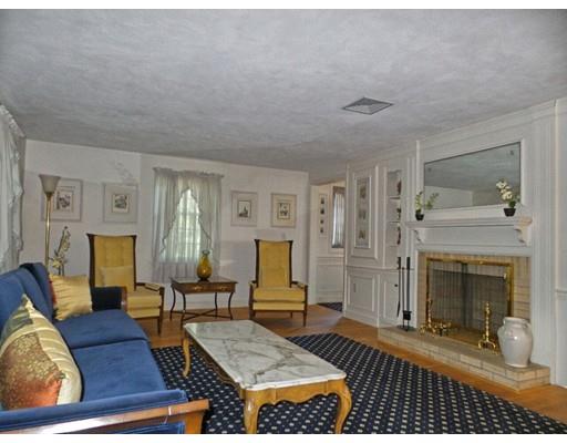 33 James Rd, Reading, MA 01867 photo 3