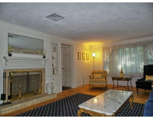 33 James Rd, Reading, MA 01867 photo 2