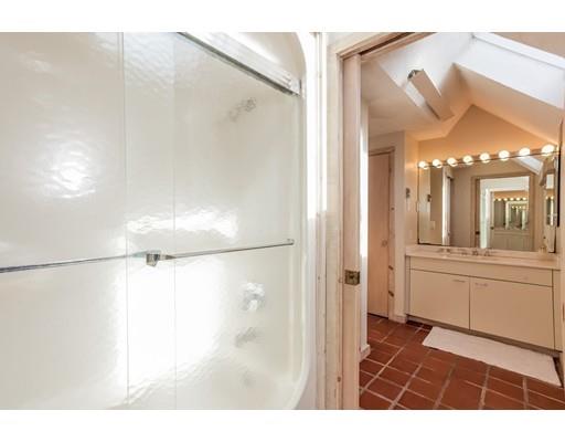 21 Metacomet Rd, Mashpee, MA 02649 photo 17