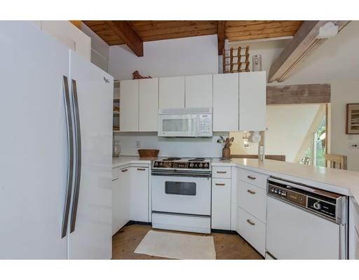 21 Metacomet Rd, Mashpee, MA 02649 photo 7