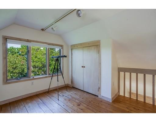 21 Metacomet Rd, Mashpee, MA 02649 photo 10