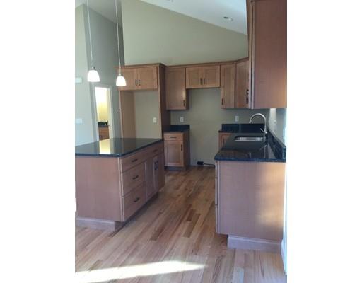 9 Fox Run, Easthampton, MA 01027 photo 9